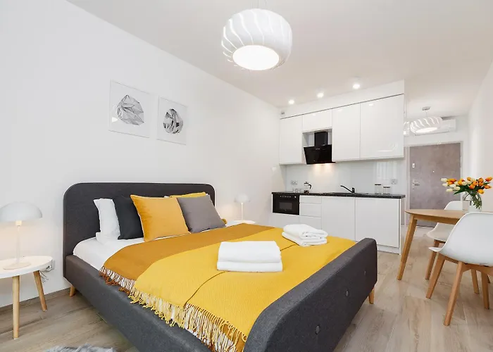Studio With Balcony - Rajska 3 Street